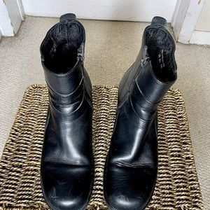 Dansko Bibi ankle boots size 42